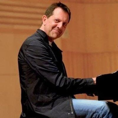 Alan Pasqua Profile 1 Alan Pasqua piano